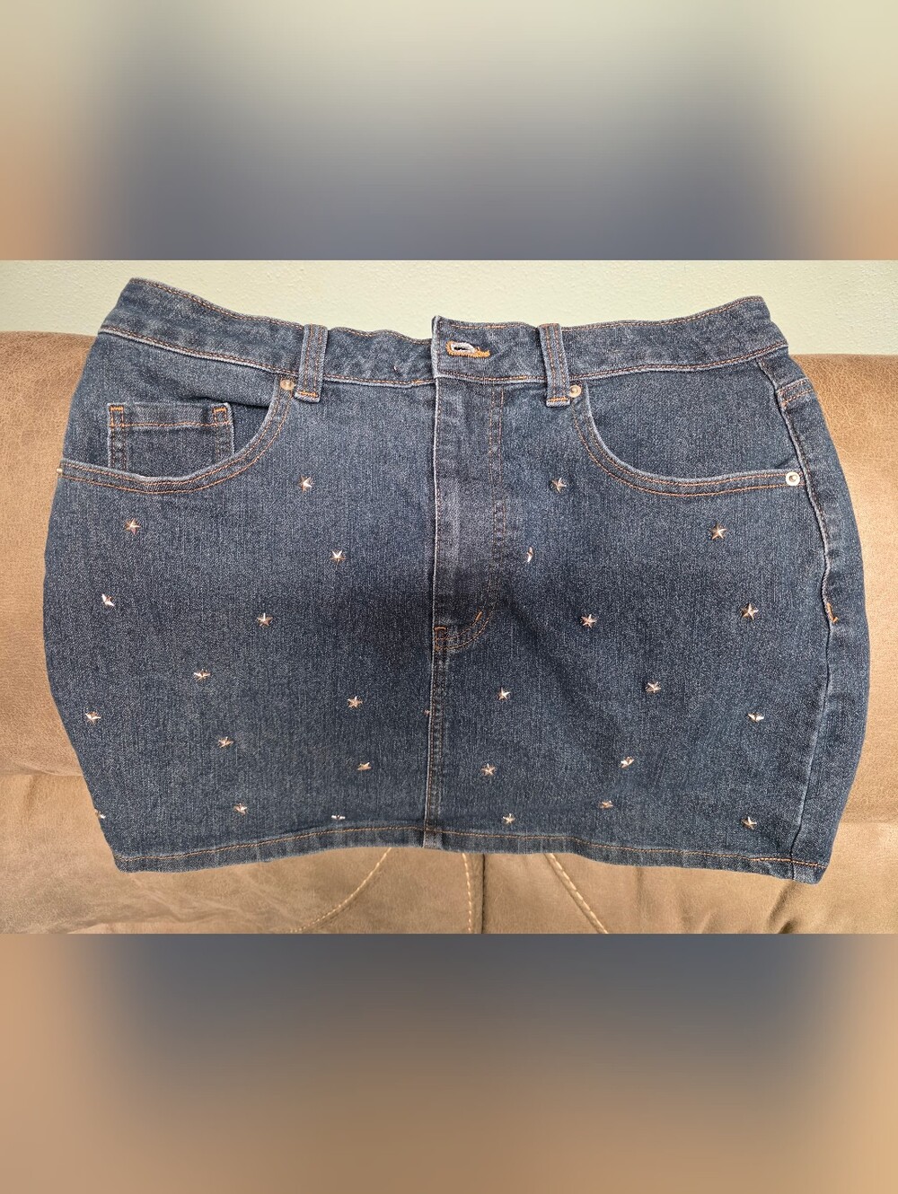 No Boundaries juniors star-studded denim mini skirt Size 13